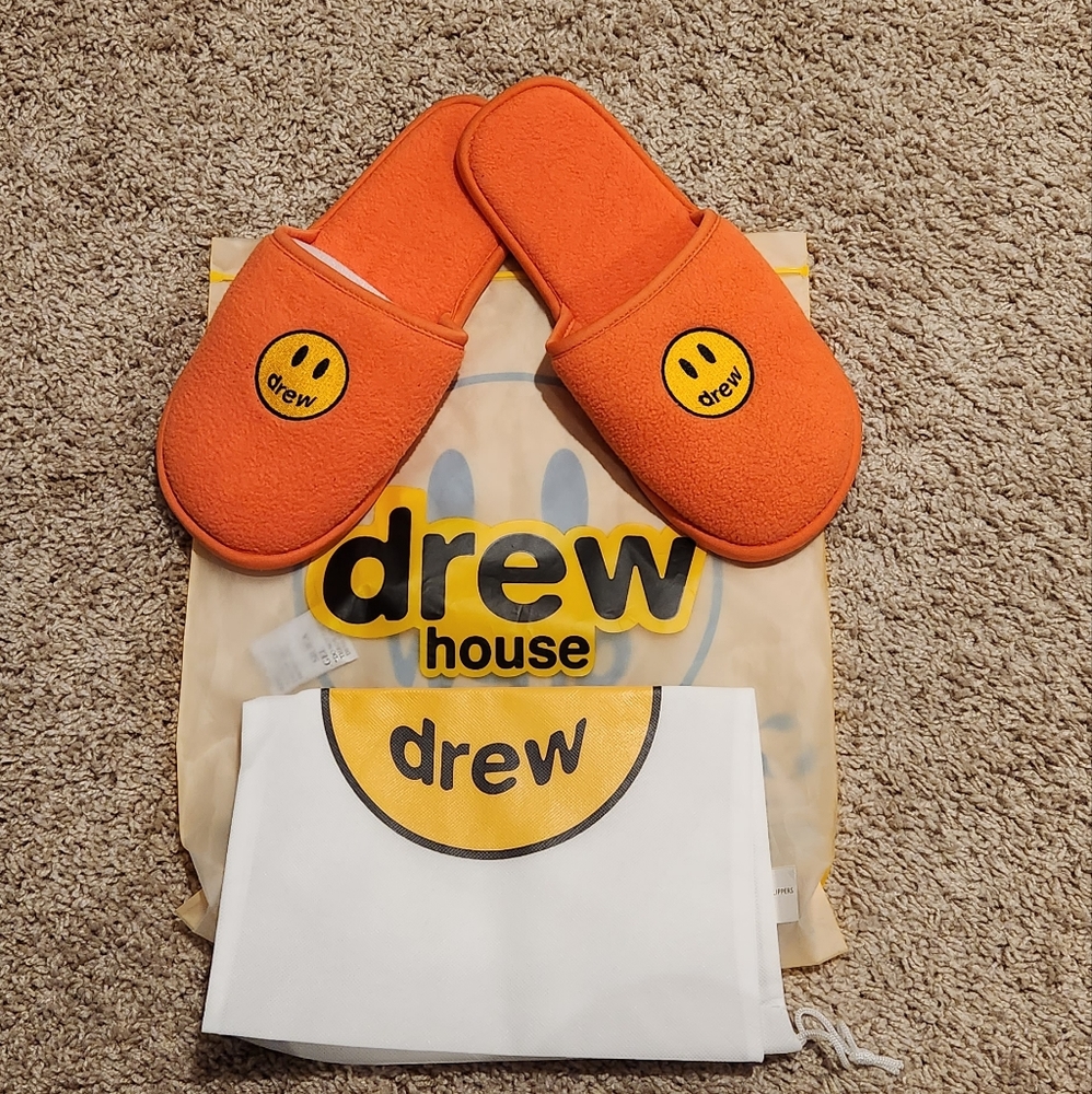 drew house mascot slippers